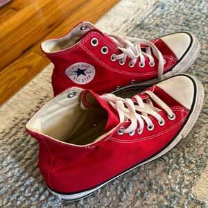 CONVERSE size 8.5